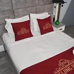The Sisli Beijing Group And Bistro Apartmanhotel 4*