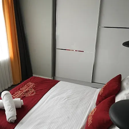 The Sisli Beijing Group And Bistro Apartmanhotel 4*